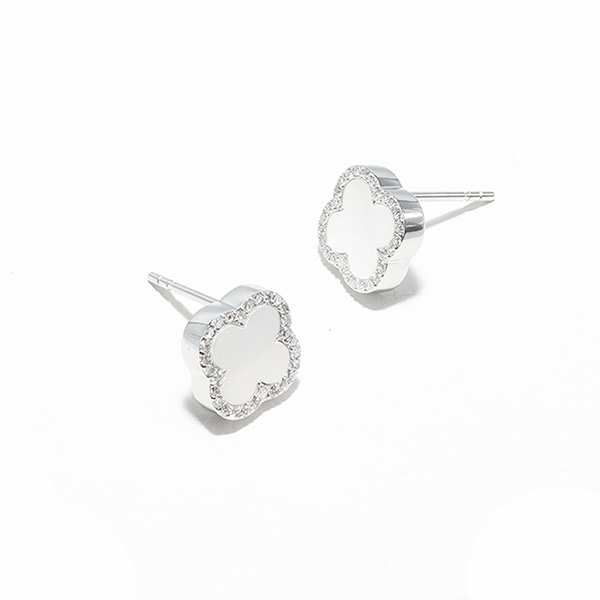 Earnail Customization